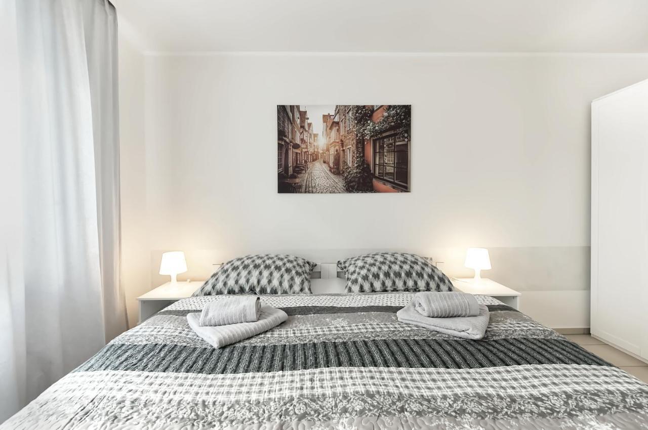 Modern Wohnen I Smart Tv I Terrasse I 2X Parkplatz I 2 Schlafzimmer I 6 Schlafplaetze Bad Oeynhausen Esterno foto