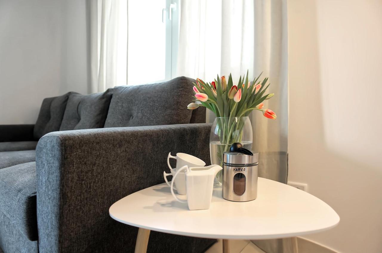 Modern Wohnen I Smart Tv I Terrasse I 2X Parkplatz I 2 Schlafzimmer I 6 Schlafplaetze Bad Oeynhausen Esterno foto