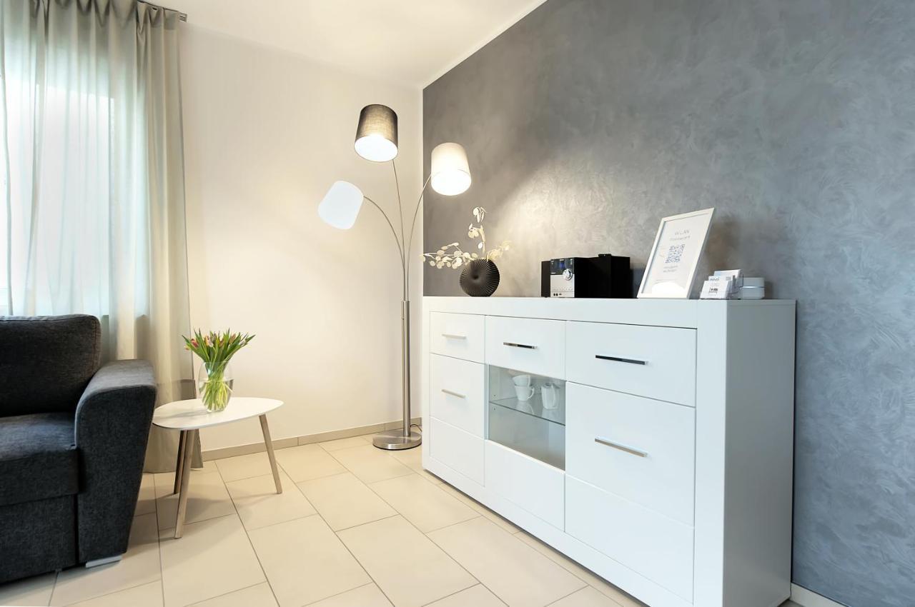 Modern Wohnen I Smart Tv I Terrasse I 2X Parkplatz I 2 Schlafzimmer I 6 Schlafplaetze Bad Oeynhausen Esterno foto