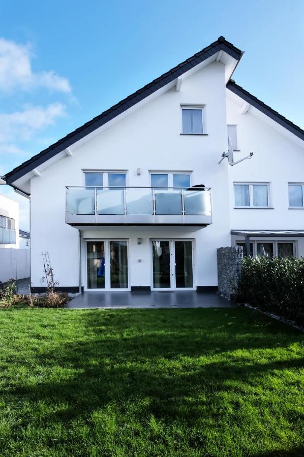 Modern Wohnen I Smart Tv I Terrasse I 2X Parkplatz I 2 Schlafzimmer I 6 Schlafplaetze Bad Oeynhausen Esterno foto